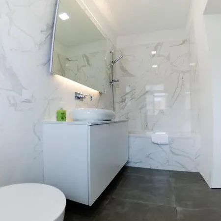 Light Filled 2br In Artsy Quarter Apartamento *